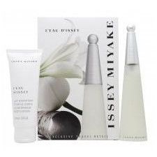 Issey Miyake 