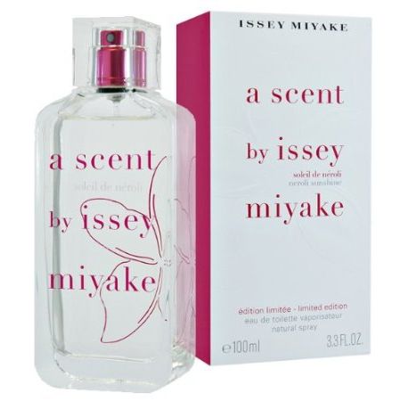 Issey Miyake 