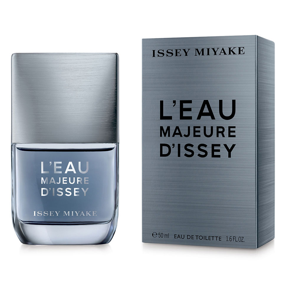Issey Miyake 