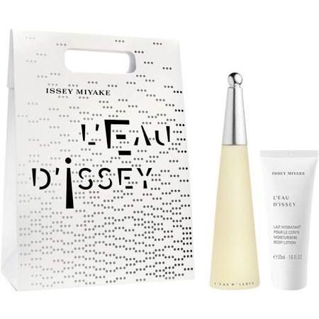 Issey Miyake 